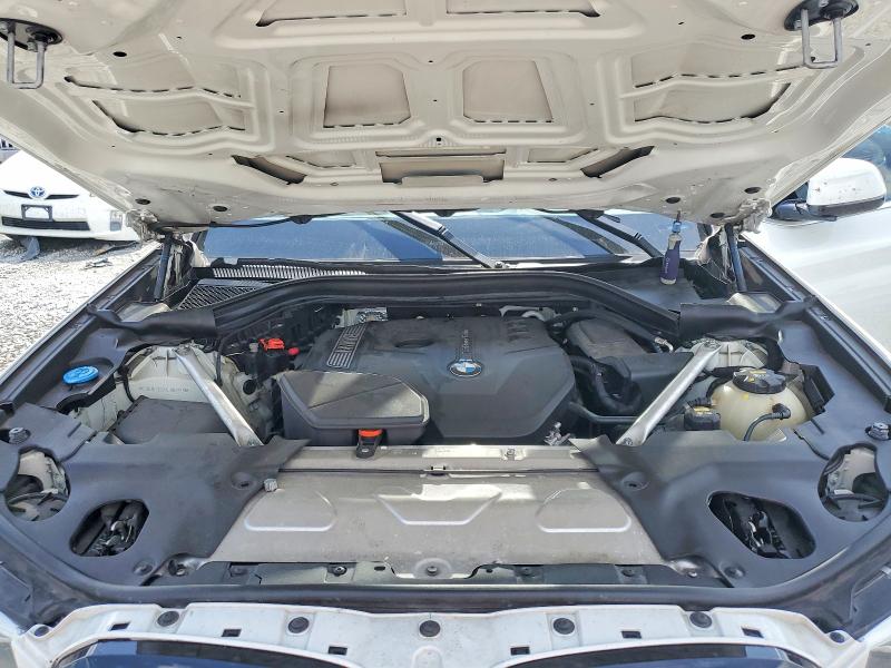 61770906 :رقم المزاد ، 5UXTR9C52JLD62279 vin ، 2018 Bmw X3 مزاد بيع