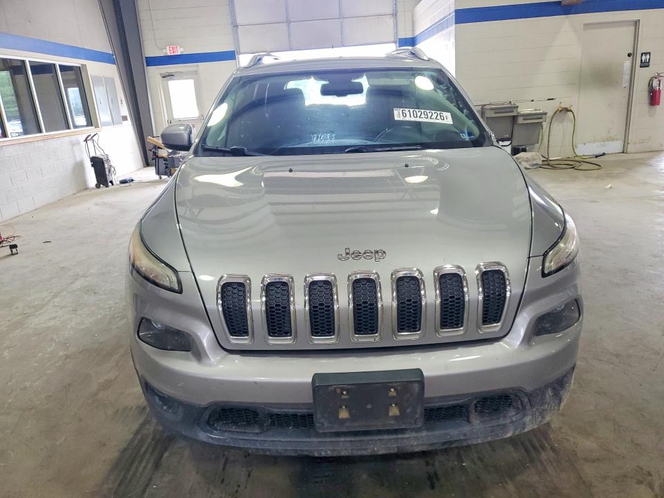 Продажа на аукционе авто 2016 Jeep Cherokee, vin: 1C4PJMCS7GW194100, номер лота: 61029226