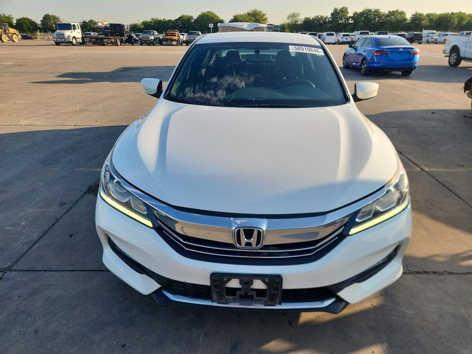 2017 Honda Accord მანქანა იყიდება აუქციონზე, vin: 1HGCR2E51HA223786, აუქციონის ნომერი: 58919846