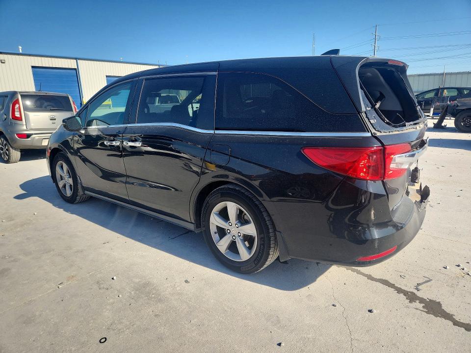 2018 Honda Odyssey მანქანა იყიდება აუქციონზე, vin: 5FNRL6H7XJB003882, აუქციონის ნომერი: 60175126