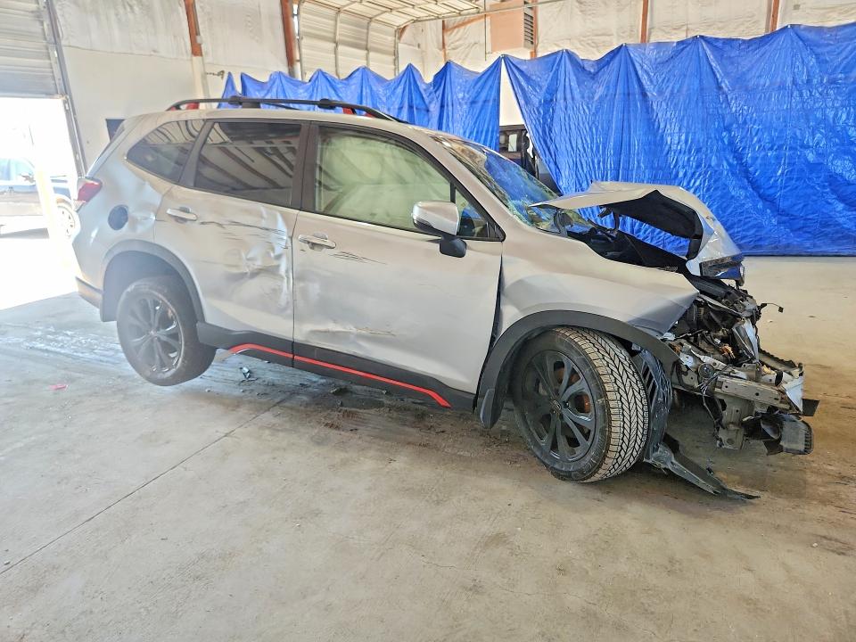 61110446 :رقم المزاد ، JF2SKARC1LH410156 vin ، 2020 Subaru Forester مزاد بيع