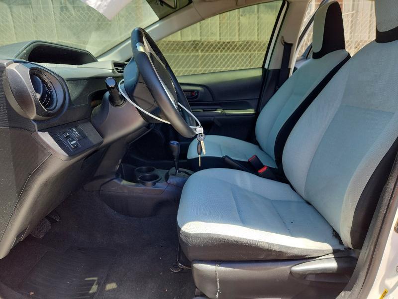 60133786 :رقم المزاد ، JTDKDTB36G1127166 vin ، 2016 Toyota Prius C مزاد بيع