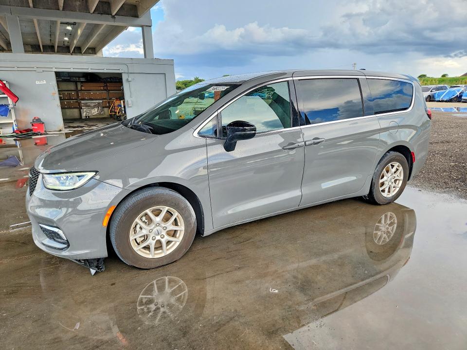 Продажа на аукционе авто 2025 Chrysler Pacifica, vin: 2C4RC1BG0SR553948, номер лота: 63119966