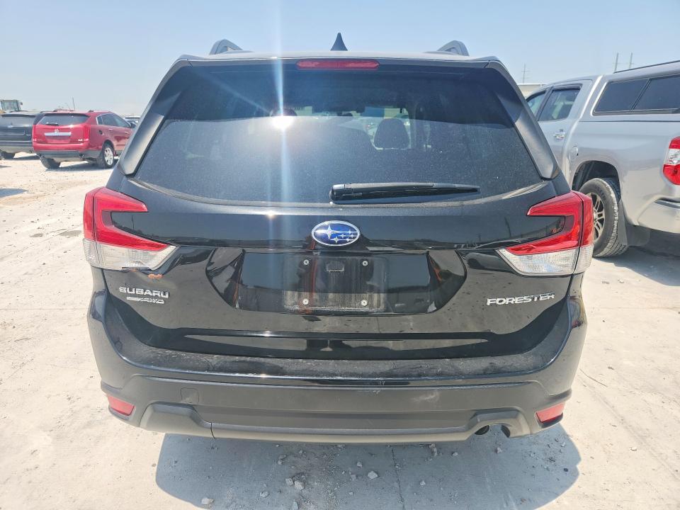 62595046 :رقم المزاد ، JF2SKAFC8MH471526 vin ، 2021 Subaru Forester مزاد بيع
