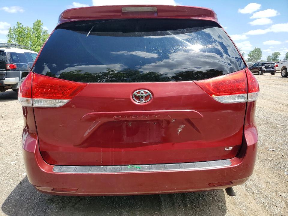 61852916 :رقم المزاد ، 5TDKK3DC2BS070351 vin ، 2011 Toyota Sienna مزاد بيع