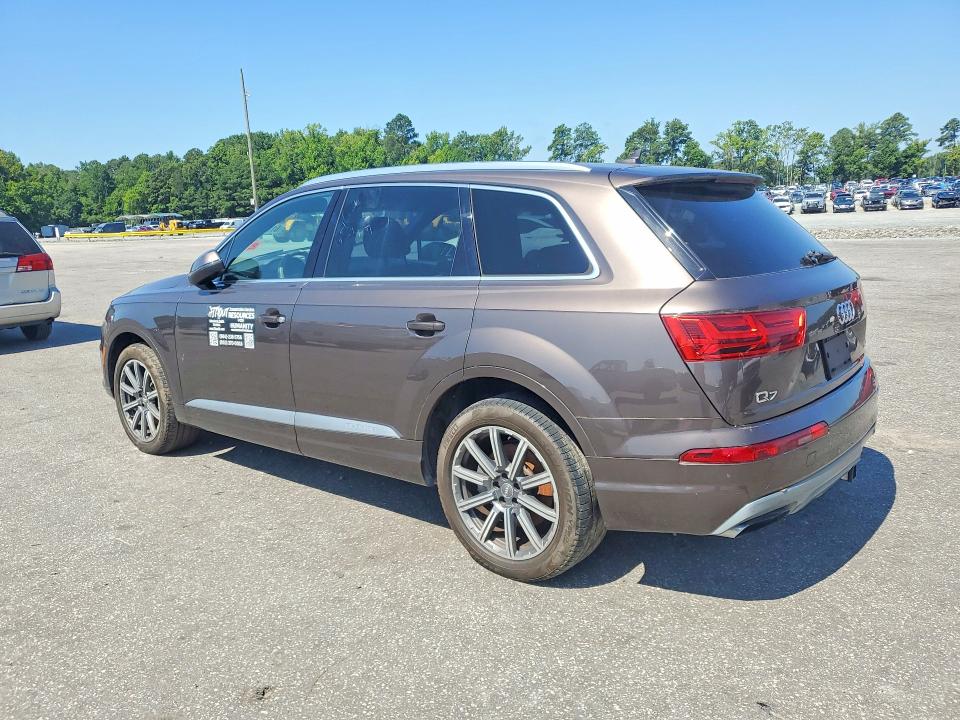 61138726 :رقم المزاد ، WA1VABF78HD011118 vin ، 2017 Audi Q7 مزاد بيع
