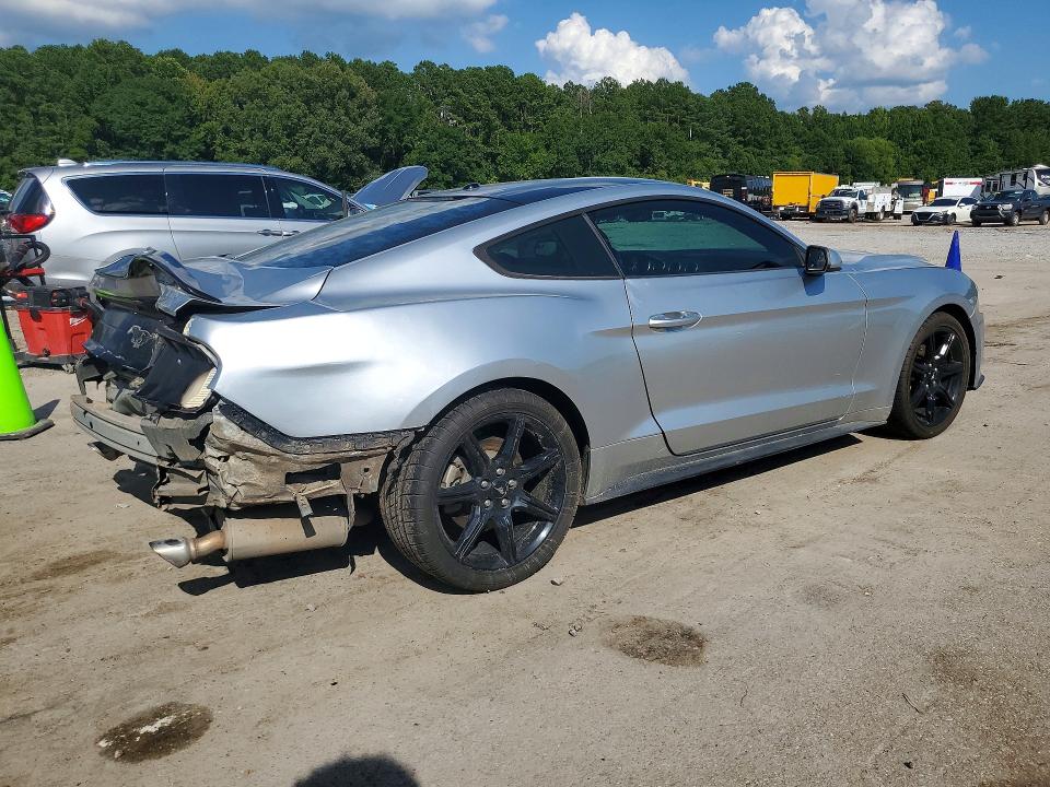 60072036 :رقم المزاد ، 1FA6P8THXL5122822 vin ، 2020 Ford Mustang مزاد بيع