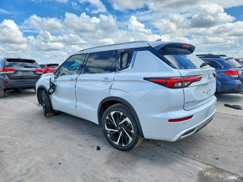 Продажа на аукционе авто 2024 Mitsubishi Outlander, vin: JA4J3WA88RZ032748, номер лота: 60747316