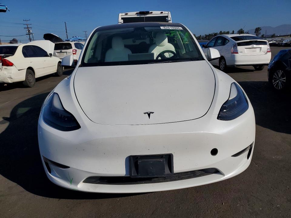 2022 Tesla Model Y მანქანა იყიდება აუქციონზე, vin: 7SAYGDEF9NF492722, აუქციონის ნომერი: 62010066