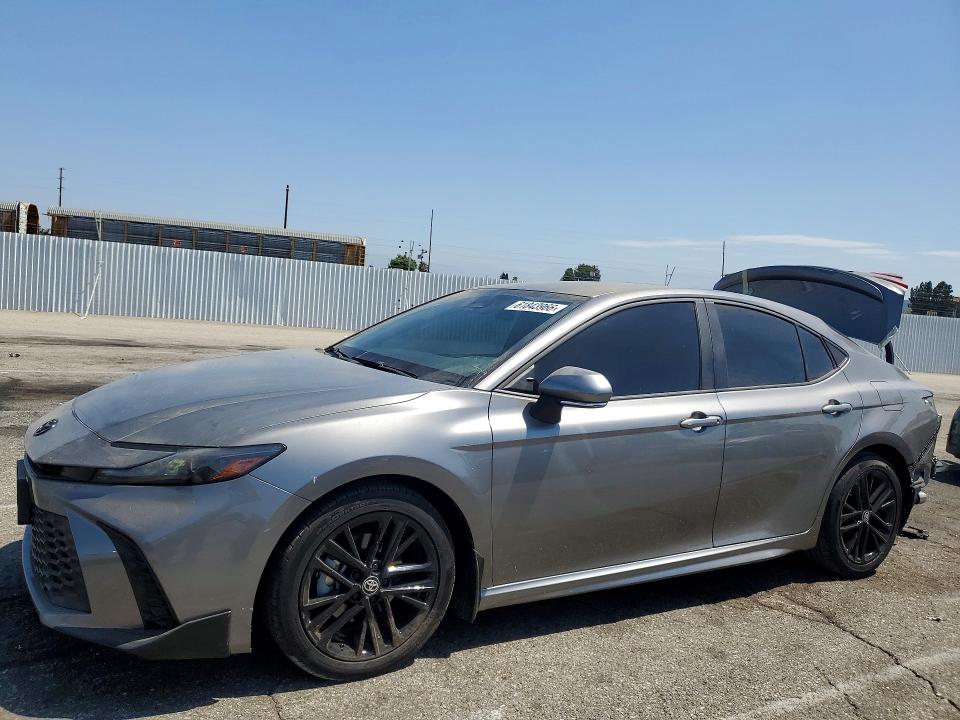 Auction sale of the 2026 Toyota Camry, vin: 4T1DAACK8TU669496, lot number: 61843966