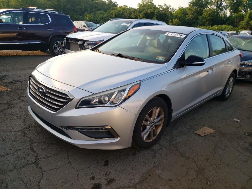 59742416 :رقم المزاد ، 5NPE24AA9FH142874 vin ، 2015 Hyundai Sonata مزاد بيع