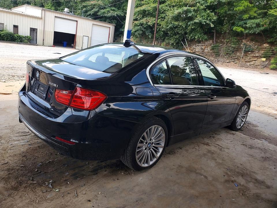 Продажа на аукционе авто 2015 Bmw 328, vin: WBA3B5C51FF963424, номер лота: 59186226