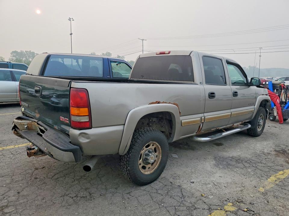 Продажа на аукционе авто 2002 Chevrolet Silverado, vin: 1GCHK23UX2F113879, номер лота: 60561996