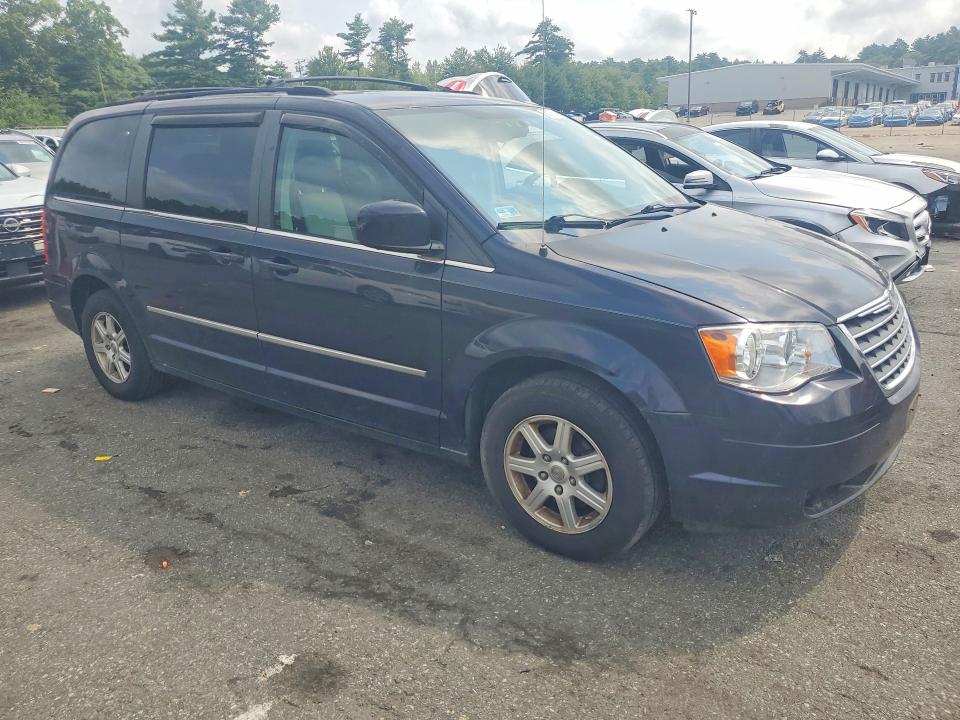 2010 Chrysler Town & Country მანქანა იყიდება აუქციონზე, vin: 2A4RR8DX9AR449231, აუქციონის ნომერი: 58175146