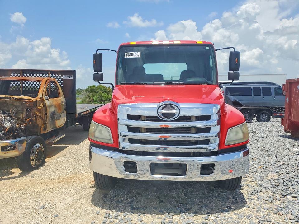 61846056 :رقم المزاد ، 5PVNJ8JT1E4S55119 vin ، 2014 Hino 258/268 مزاد بيع