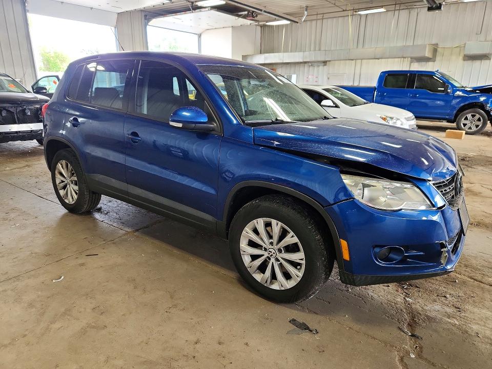 Продажа на аукционе авто 2010 Volkswagen Tiguan, vin: WVGAV7AX0AW002741, номер лота: 62266646