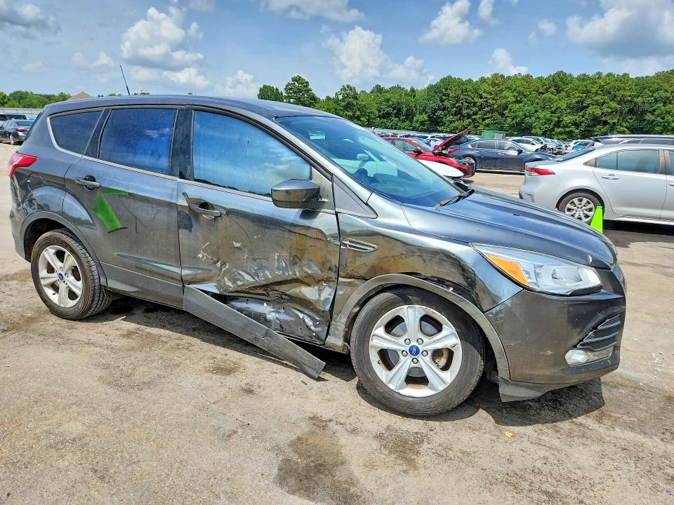 2016 Ford Escape მანქანა იყიდება აუქციონზე, vin: 1FMCU0G75GUB18872, აუქციონის ნომერი: 62704716