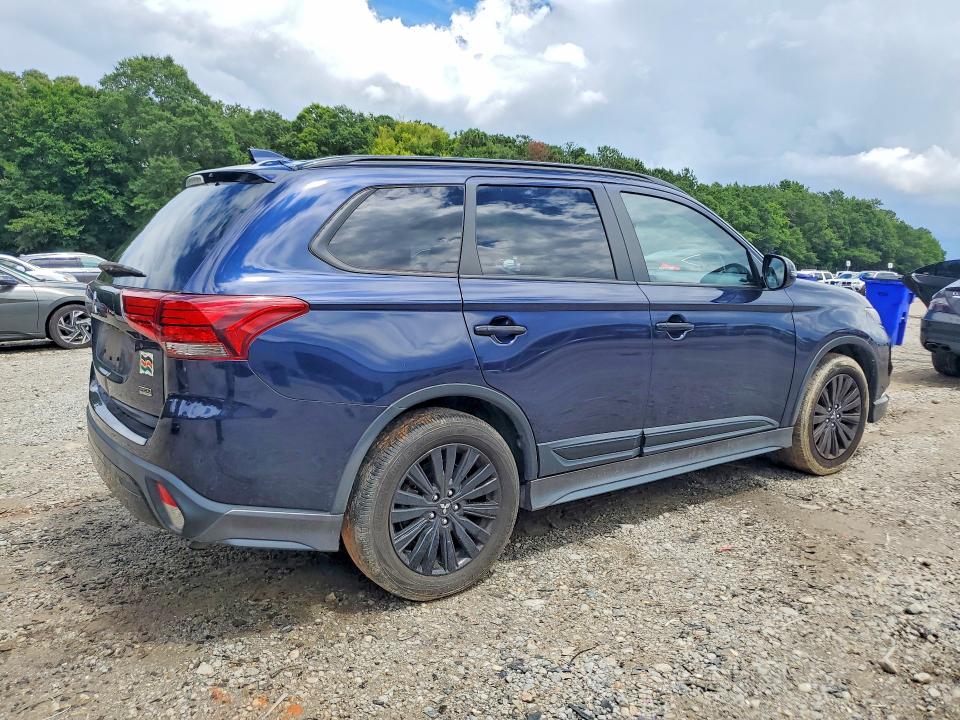 Продажа на аукционе авто 2020 Mitsubishi Outlander, vin: JA4AD3A32LZ006346, номер лота: 60435286