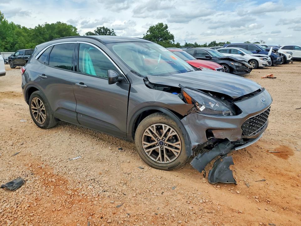 62047686 :رقم المزاد ، 1FMCU0H68NUB66644 vin ، 2022 Ford Escape مزاد بيع