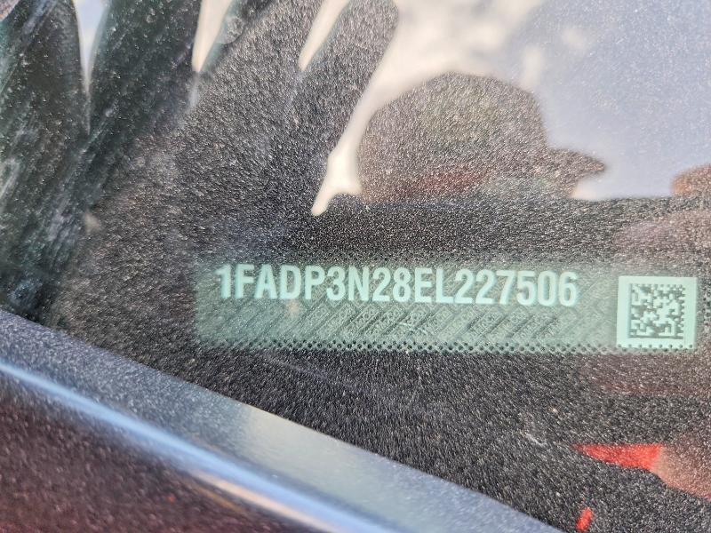61309916 :رقم المزاد ، 1FADP3N28EL227506 vin ، 2014 Ford Focus مزاد بيع