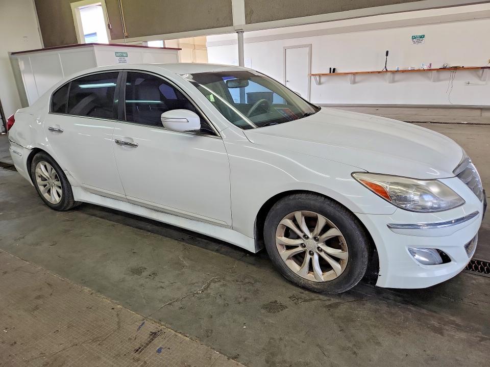2013 Hyundai Genesis მანქანა იყიდება აუქციონზე, vin: KMHGC4DDXDU242976, აუქციონის ნომერი: 61897856
