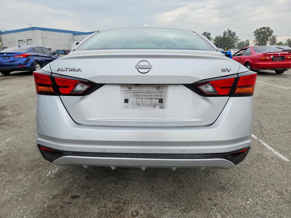 60654496 :رقم المزاد ، 1N4BL4DV6PN311562 vin ، 2023 Nissan Altima مزاد بيع