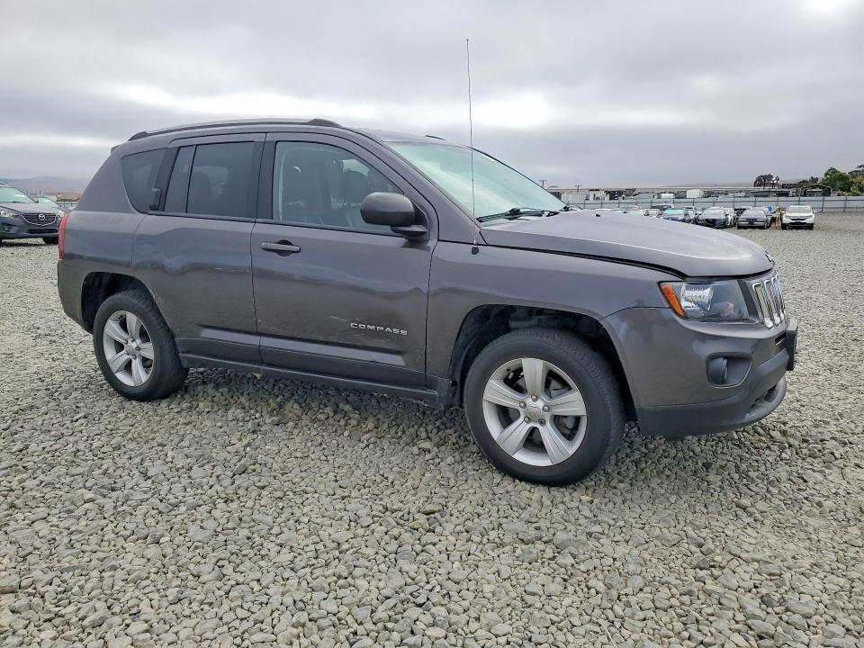 2016 Jeep Compass მანქანა იყიდება აუქციონზე, vin: 1C4NJDBB9GD506261, აუქციონის ნომერი: 61025186