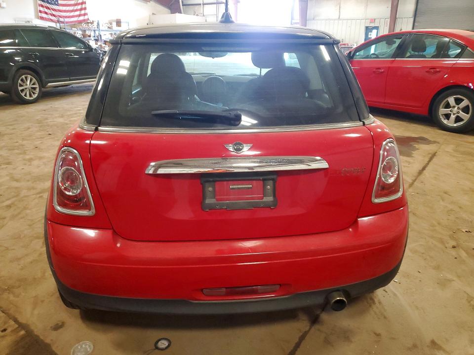 Продажа на аукционе авто 2011 Mini Cooper, vin: WMWSU3C58BT098537, номер лота: 61662836
