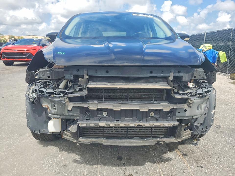 59134656 :رقم المزاد ، 1FMCU9H97DUA41437 vin ، 2013 Ford Escape مزاد بيع