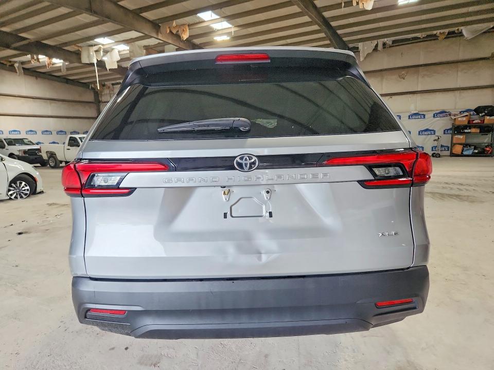 Продажа на аукционе авто 2024 Toyota Grand Highlander, vin: 5TDAAAA59RS017584, номер лота: 61447466