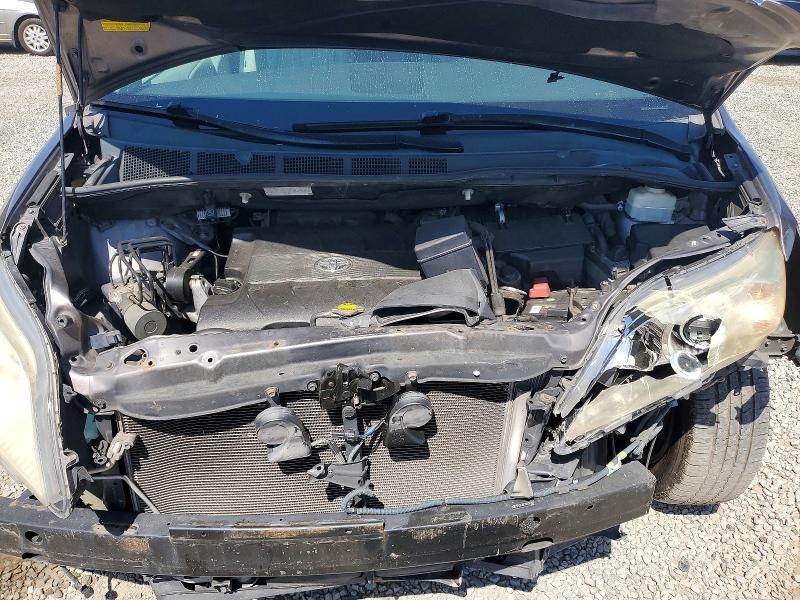 62866356 :رقم المزاد ، 5TDYK3DC7BS085860 vin ، 2011 Toyota Sienna مزاد بيع