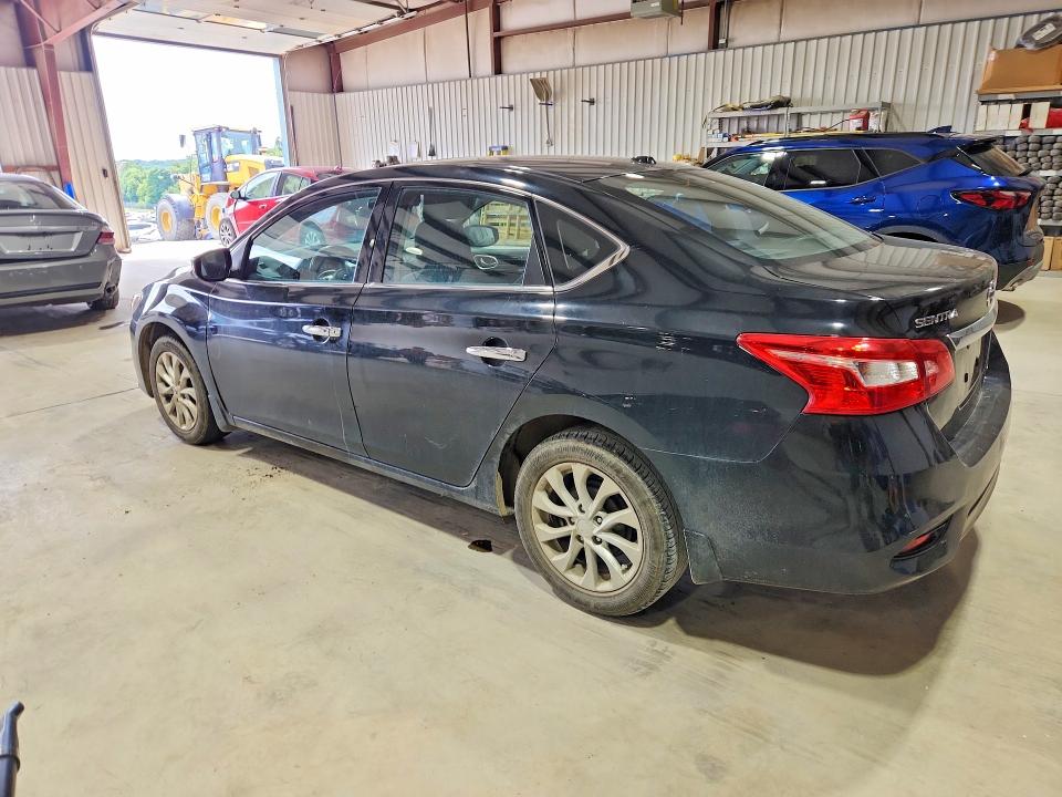 62710656 :رقم المزاد ، 3N1AB7APXHY280744 vin ، 2017 Nissan Sentra مزاد بيع