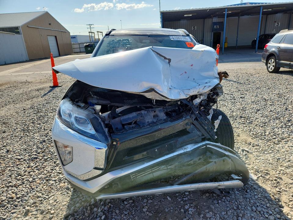 Продажа на аукционе авто 2018 Mitsubishi Eclipse Cross, vin: JA4AT5AA5JZ041540, номер лота: 61083146
