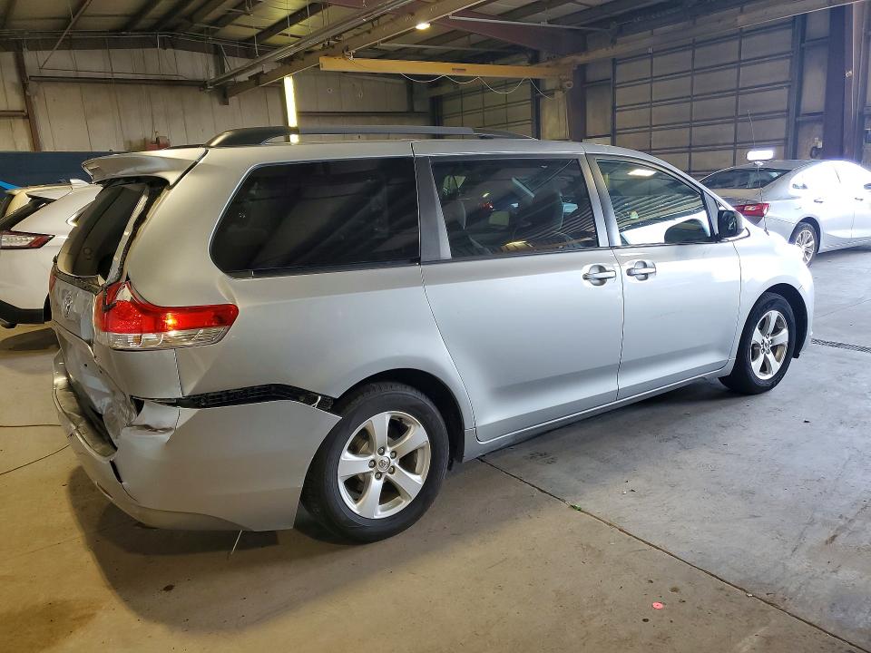 Aukcja sprzedaży 2014 Toyota Sienna, vin: 5TDKK3DC9ES459993, numer aukcji: 62670386