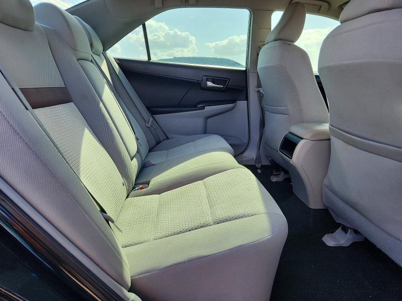 58781326 :رقم المزاد ، 4T4BF1FK7CR182431 vin ، 2012 Toyota Camry مزاد بيع