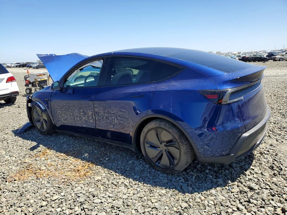 61752816 :رقم المزاد ، 7SAYGDED7TF587646 vin ، 2026 Tesla Model Y مزاد بيع
