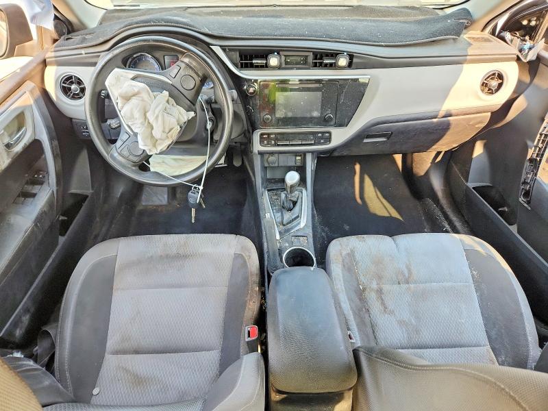 2018 Toyota Corolla მანქანა იყიდება აუქციონზე, vin: 2T1BURHE0JC020242, აუქციონის ნომერი: 59844786