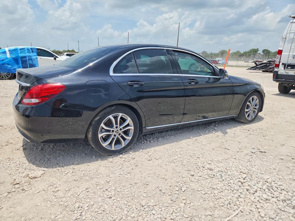 2018 Mercedes-benz C მანქანა იყიდება აუქციონზე, vin: 55SWF4JB5JU246804, აუქციონის ნომერი: 61921066