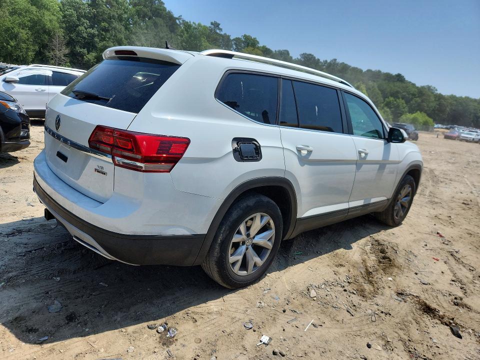59537846 :رقم المزاد ، 1V2KR2CA3JC532498 vin ، 2018 Volkswagen Atlas مزاد بيع