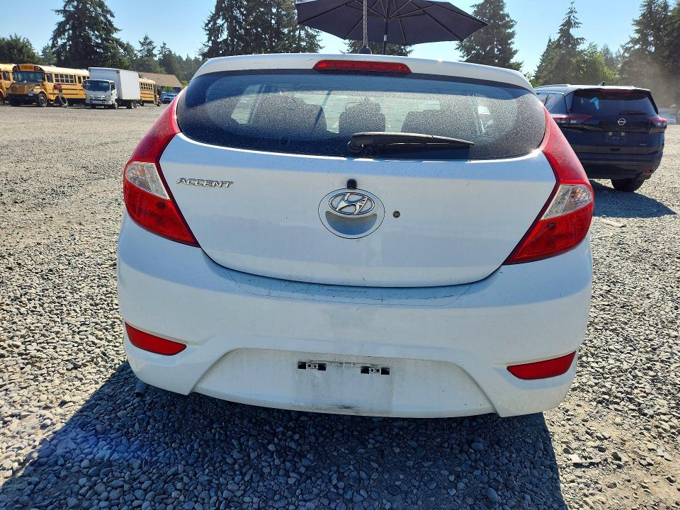 59979286 :رقم المزاد ، KMHCT5AE0GU256200 vin ، 2016 Hyundai Accent مزاد بيع