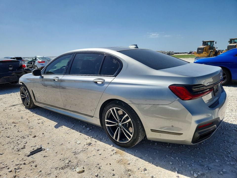 62050726 :رقم المزاد ، WBA7U2C03MCF05240 vin ، 2021 Bmw 750 مزاد بيع
