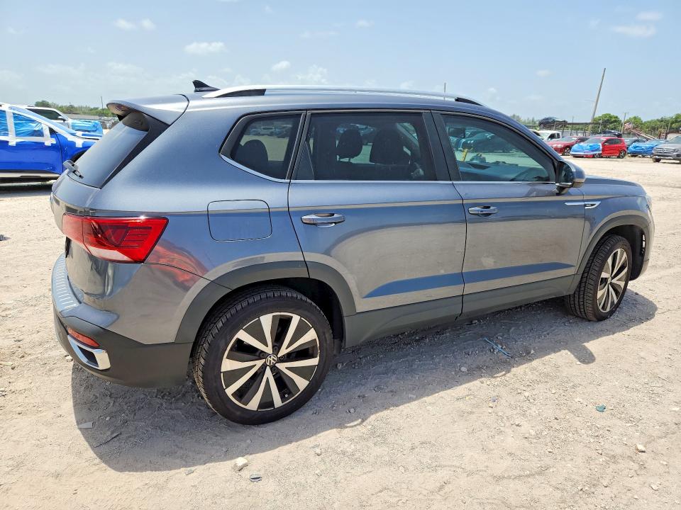 Продаж на аукціоні авто 2022 Volkswagen Taos, vin: 3VVTX7B25NM064251, номер лоту: 59400466
