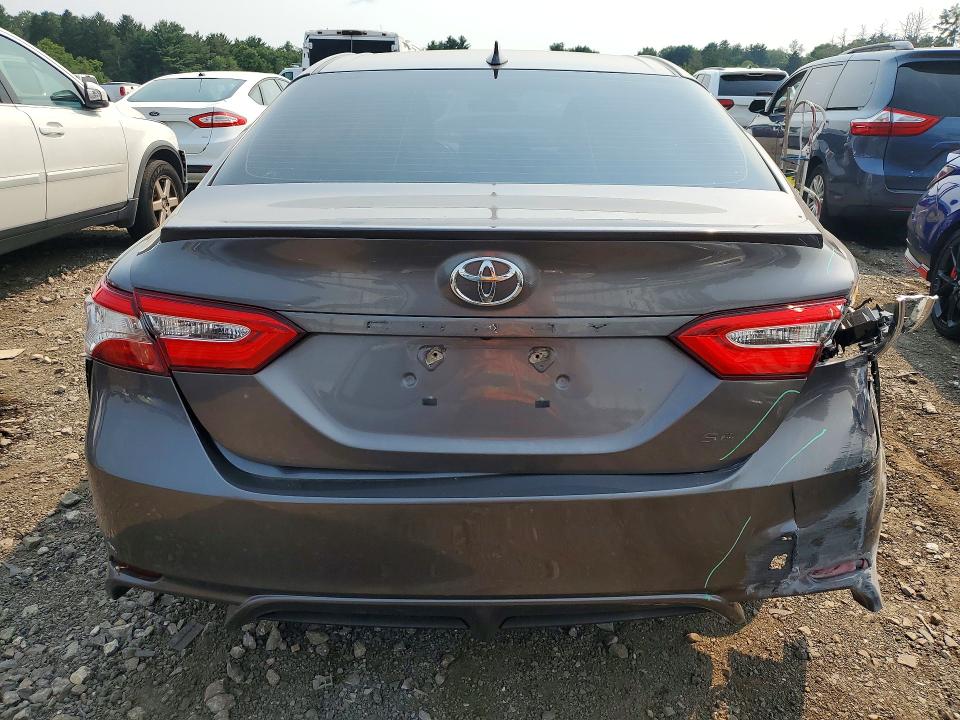 59879956 :رقم المزاد ، 4T1G11AK2LU873940 vin ، 2020 Toyota Camry مزاد بيع