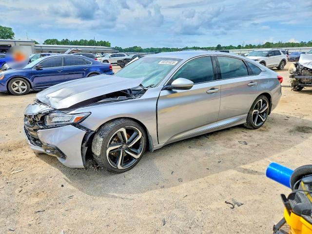 Продаж на аукціоні авто 2018 Honda Accord, vin: 1HGCV1F34JA238730, номер лоту: 60701026