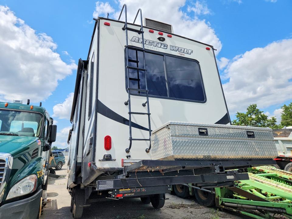Продаж на аукціоні авто 2019 Forest River Arcticwolf, vin: 5ZT3CKUB1K2703284, номер лоту: 61434316