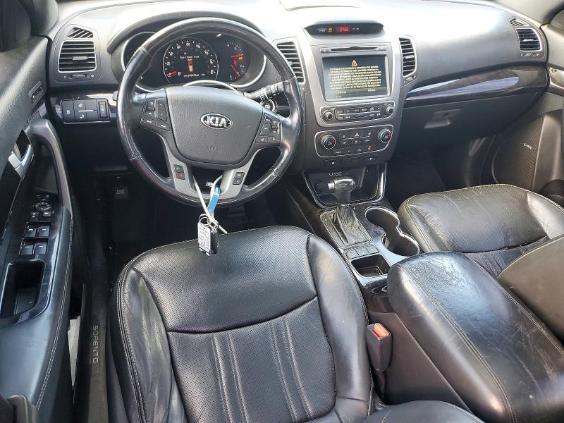 60563236 :رقم المزاد ، 5XYKW4A74EG528149 vin ، 2014 Kia Sorento مزاد بيع