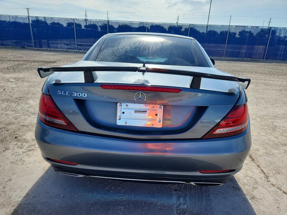 Aukcja sprzedaży 2017 Mercedes-benz Slc, vin: WDDPK3JA6HF128405, numer aukcji: 63612246