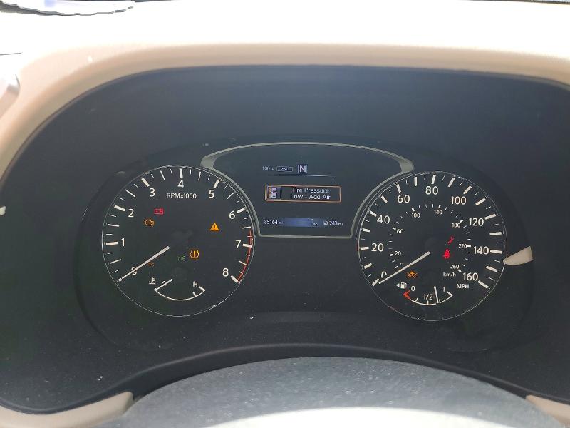 60760536 :رقم المزاد ، 5N1DR2MM6HC614380 vin ، 2017 Nissan Pathfinder مزاد بيع