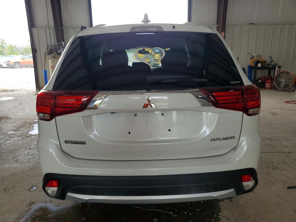 Продажа на аукционе авто 2017 Mitsubishi Outlander, vin: JA4AZ2A37HZ063726, номер лота: 60453926