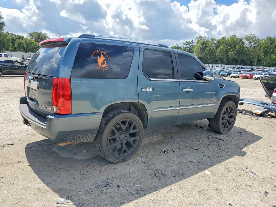 60081766 :رقم المزاد ، 1GYEC63858R199131 vin ، 2008 Cadillac Escalade مزاد بيع